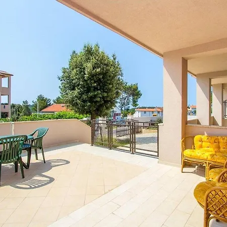 Appartement Racchi *