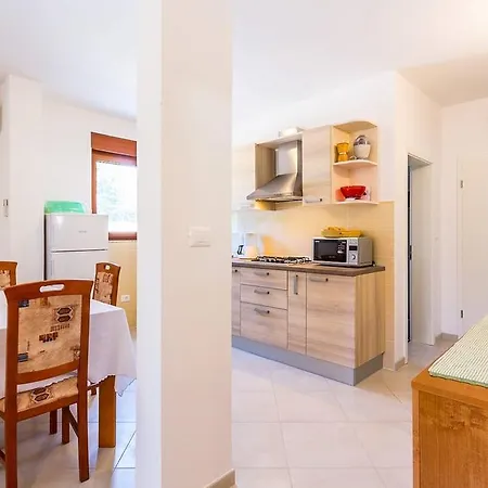 Apartment Racchi Banjole
