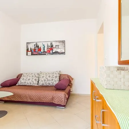 Racchi Apartment *